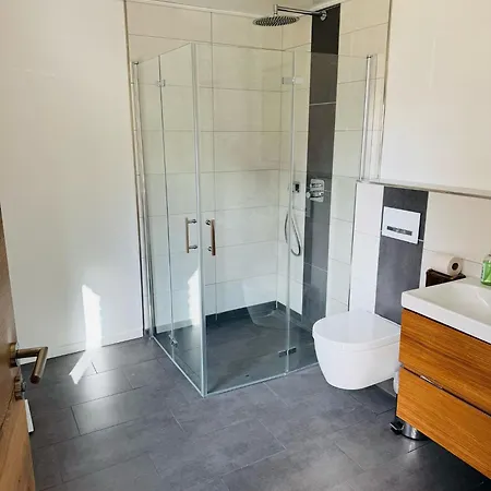 Adenauer Ring Apartment *